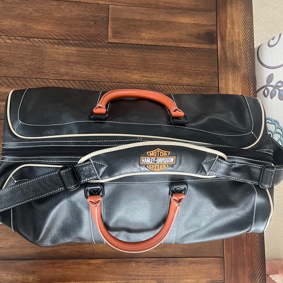 Bags Vintage Harley Davidson Leather Duffle Bag Poshmark
